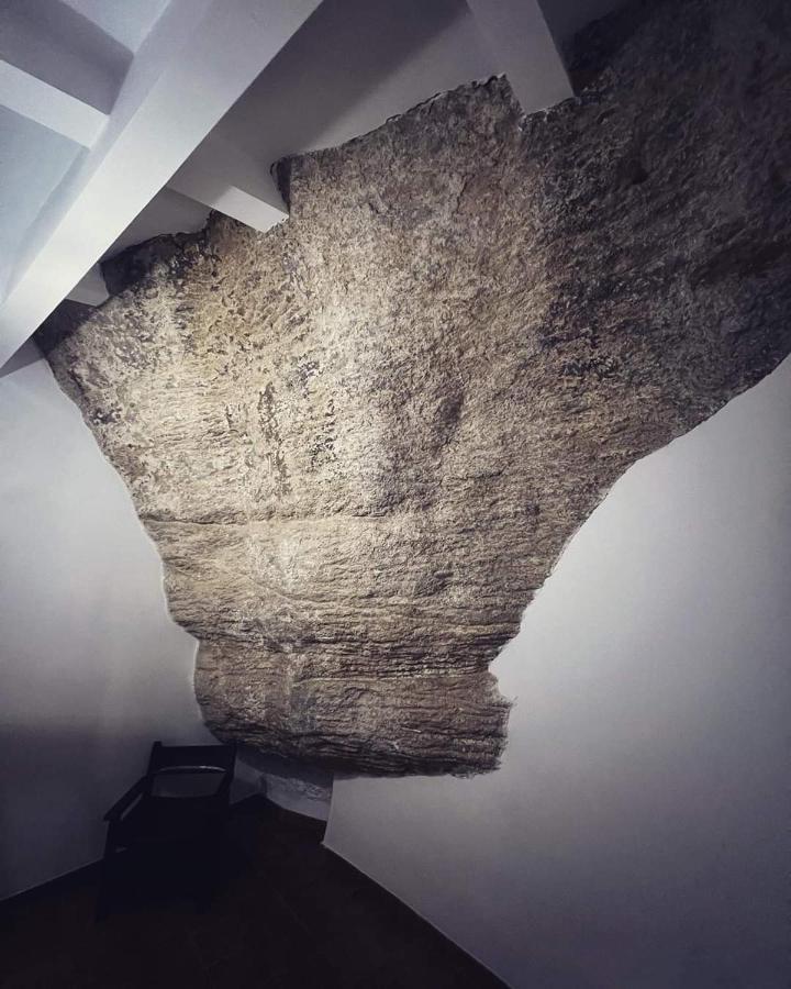 הוילה Setenil De Las Bodegas Casa Bajo La Roca מראה חיצוני תמונה